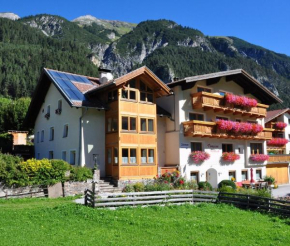 Pension Roman, Pettneu Am Arlberg, Österreich